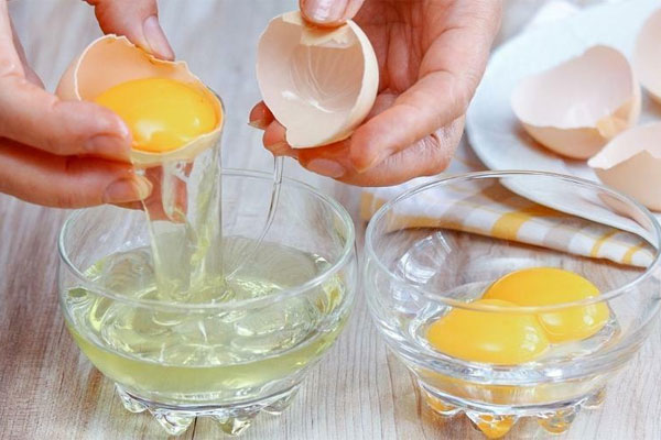 Cách làm mờ vết xước màn hình điện thoại bằng phèn chua và lòng trắng trứng Cách làm mờ vết xước màn hình điện thoại bằng phèn chua và lòng trắng trứng