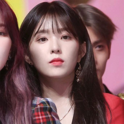 Tóc mái thưa duỗi thẳng