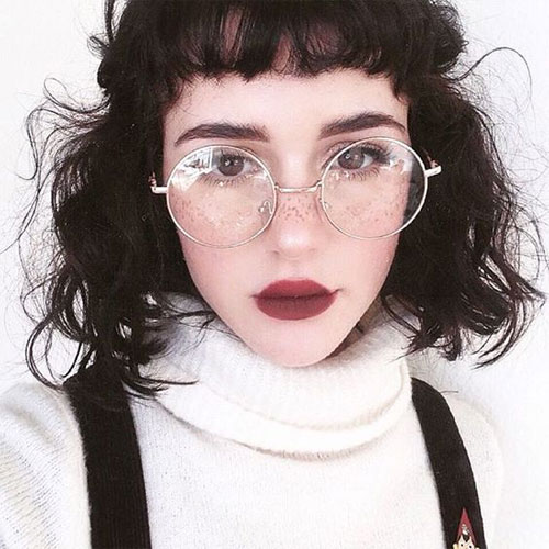 Tóc mái thưa tỉa hình vòng cung