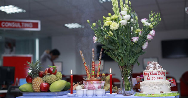 Mâm cúng khai trương cửa hàng đơn giản Mâm cúng khai trương cửa hàng đơn giản