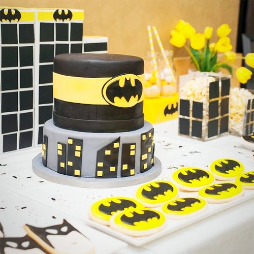 Bánh kem hình Người Dơi Bánh kem hình Người Dơi