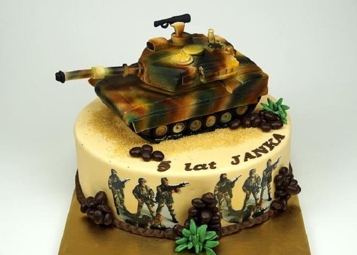 Bánh sinh nhật hình xe tăng đẹp nhất