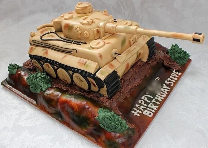 Bánh sinh nhật hình xe tăng đẹp nhất
