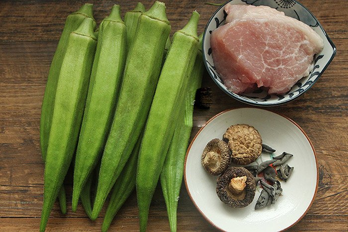 Nguyên liệu làm đậu bắp nhồi thịt hấp