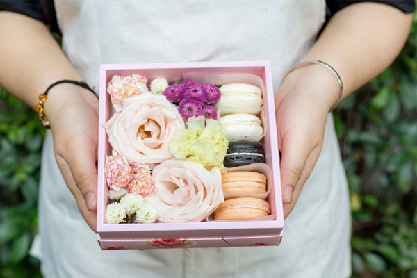 Trang trí bánh Macaron