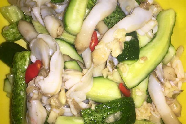 Gỏi ốc móng tay dưa leo