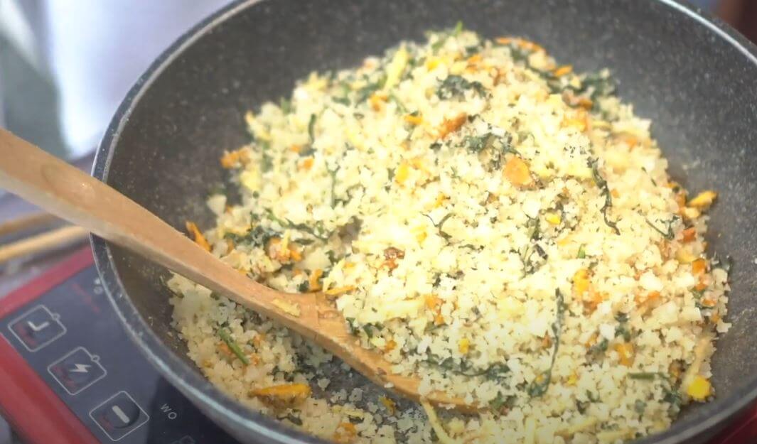 Cách làm muối chườm bụng sau sinh