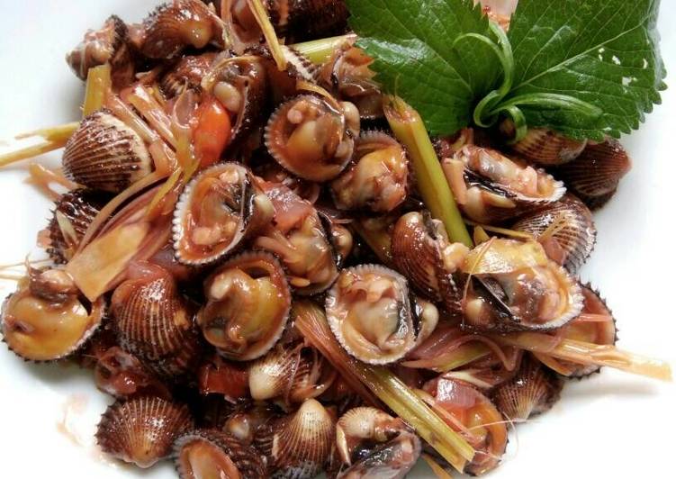 Sò huyết xào chua ngọt