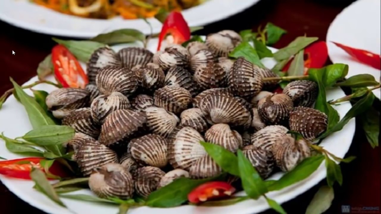 Sò huyết hấp sả ớt