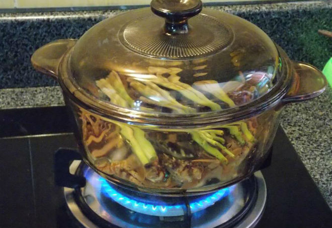 Cách làm sò huyết hấp bia