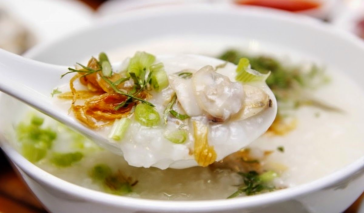 Nấu cháo sò huyết cho bé, các mẹ có thể kết hợp với nhiều loại rau củ như rau cải, bí đỏ... Nấu cháo sò huyết cho bé, các mẹ có thể kết hợp với nhiều loại rau củ như rau cải, bí đỏ...