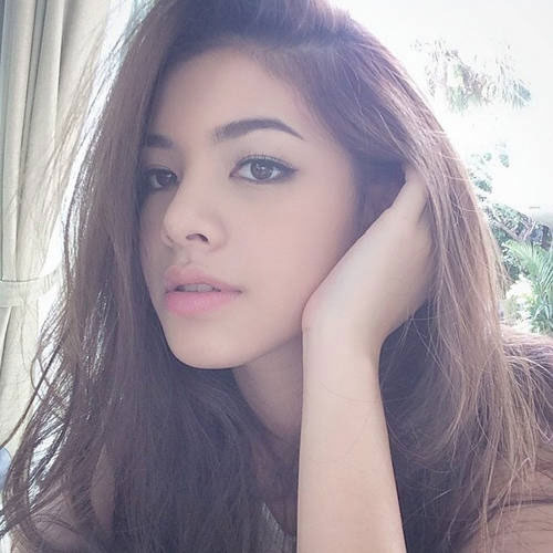 Lông mày cong Lông mày cong