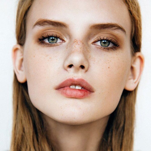 Lông mày cho nàng mặt vuông Lông mày cho nàng mặt vuông