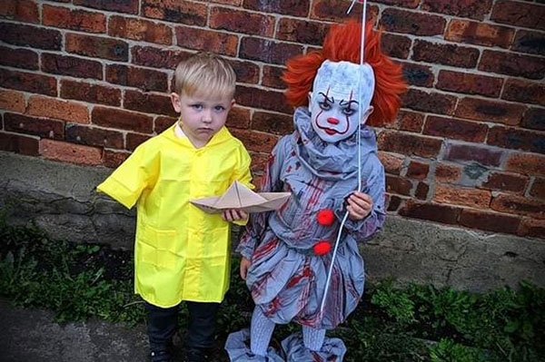 Hóa trang Halloween cho bé