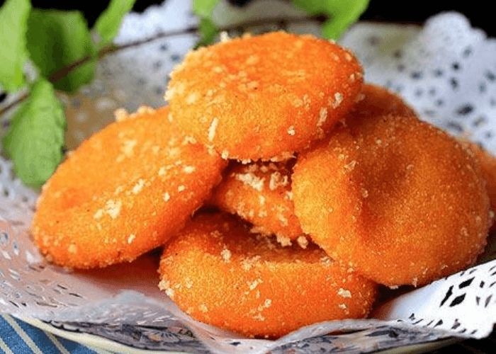 Bánh bí đỏ chiên Bánh bí đỏ chiên