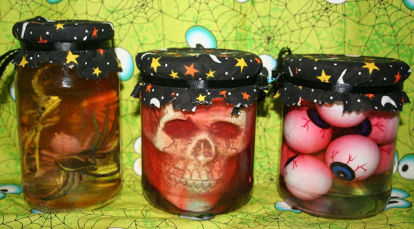 Trang trí Halloween kinh dị