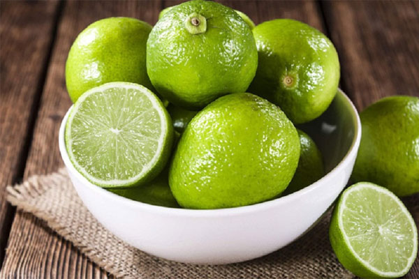 Cách chữa thâm nách bằng chanh