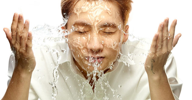 Cách làm se khít lỗ chân lông Cách làm se khít lỗ chân lông