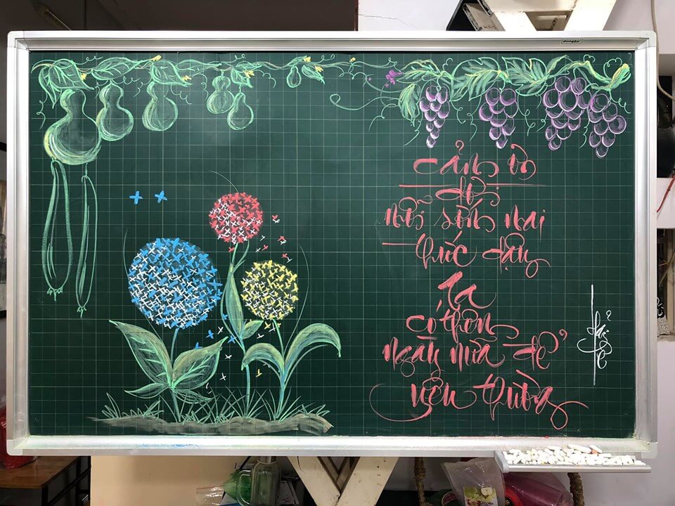 Mẫu trang trí bảng lớp học 20/11 đẹp bằng phấn