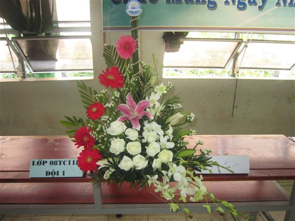 Cắm hoa 20/11