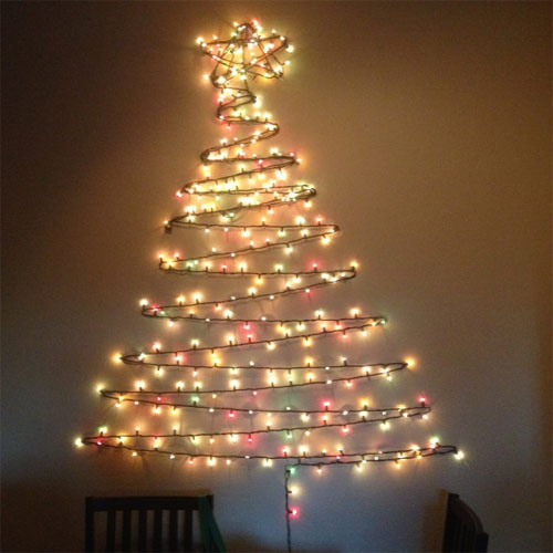 Trang trí cây thông Noel trên tường Trang trí cây thông Noel trên tường