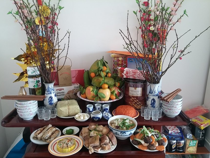 Cách bày mâm cúng Tất niên như thế nào? Nên cúng vào lúc nào?