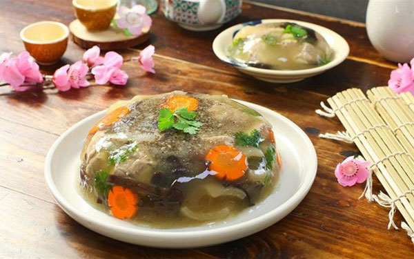 Cách nấu đông thịt gà với bì heo Cách nấu đông thịt gà với bì heo