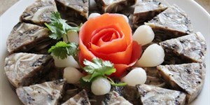 [Hướng dẫn] Cách làm giò thủ bằng chai nhựa, không cần khuôn