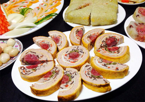 Giò chả ngũ sắc Giò chả ngũ sắc