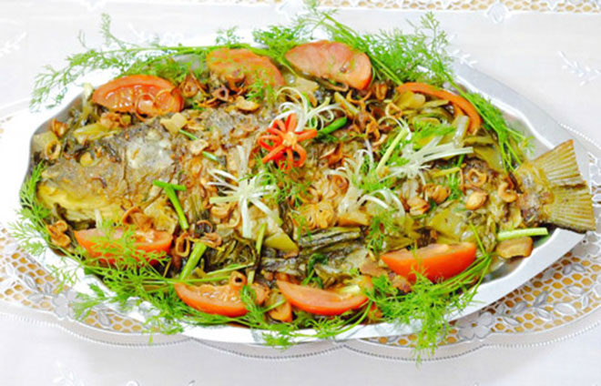 Cách làm món cá chép om dưa chua khá đơn giản, ai cũng có thể thử
