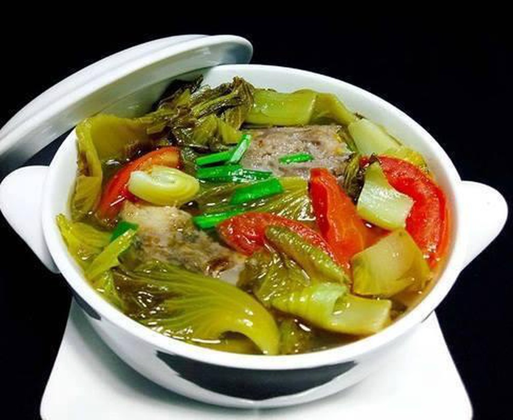 Canh cá nấu dưa chua