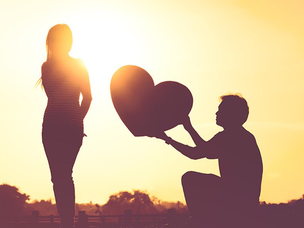 Cách trả lời khi được bạn trai tỏ tình Cách trả lời khi được bạn trai tỏ tình