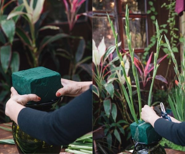 Cách cắm hoa lay ơn trên bàn thờ Cách cắm hoa lay ơn trên bàn thờ