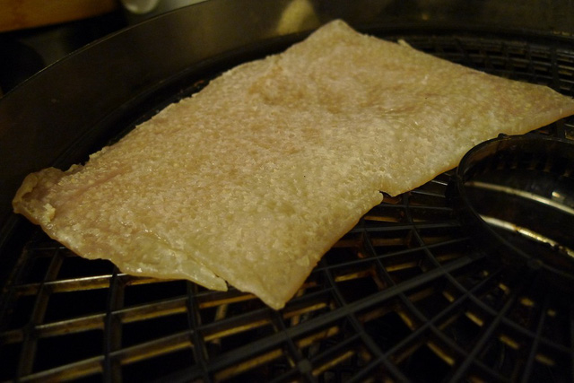 Nướng bì lợn bằng lò nướng hoặc nồi chiên không dầuNướng bì lợn bằng lò nướng hoặc nồi chiên không dầu Nướng bì lợn bằng lò nướng hoặc nồi chiên không dầu