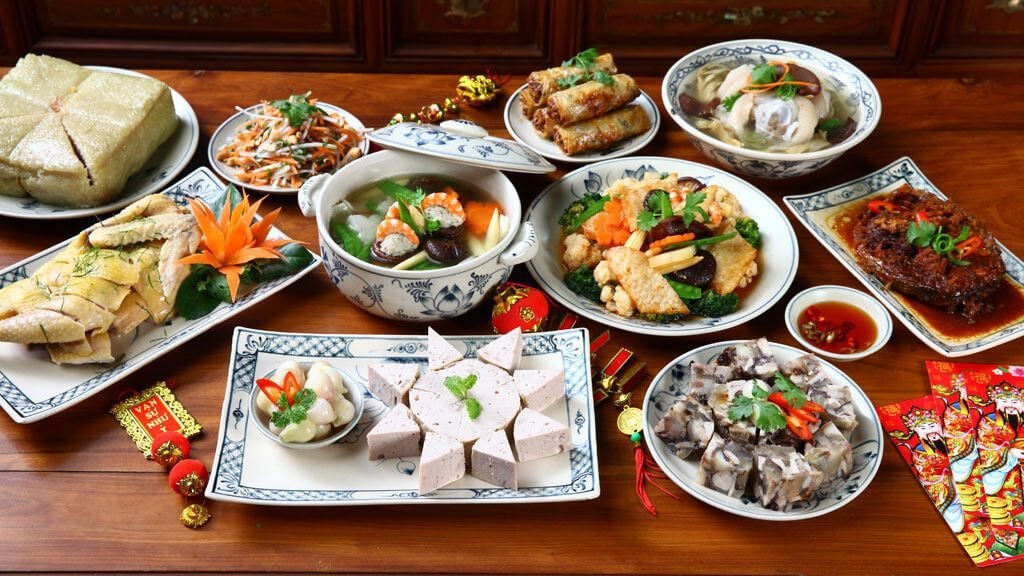 Mâm cơm cúng tất niên ngày Tết Mâm cơm cúng tất niên ngày Tết