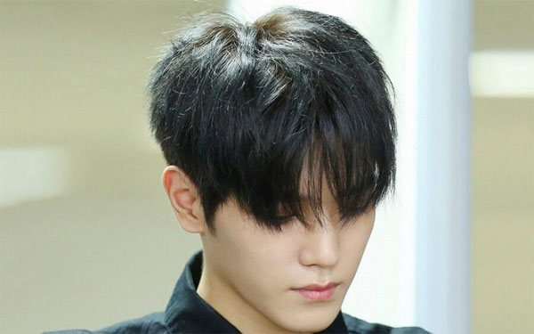 Màu tóc đen khói Màu tóc đen khói