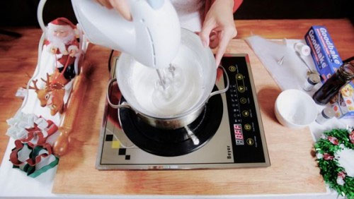 Cách làm bánh quy gừng Giáng Sinh