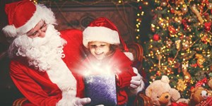 Ông già Noel tên gì? Tên ông già Noel bằng tiếng Anh