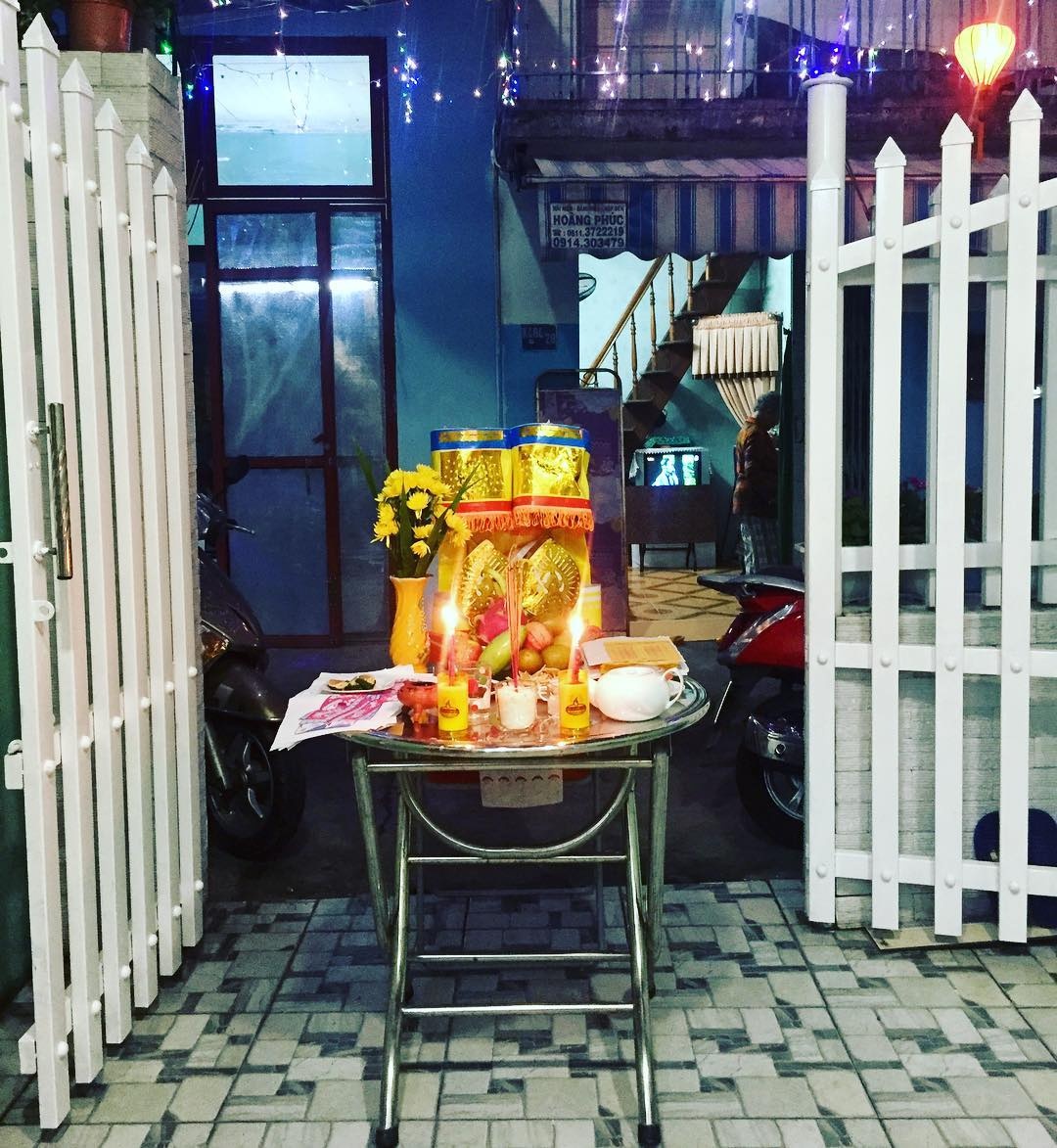 Lễ cúng Giao thừa ngoài trời gồm những gì?