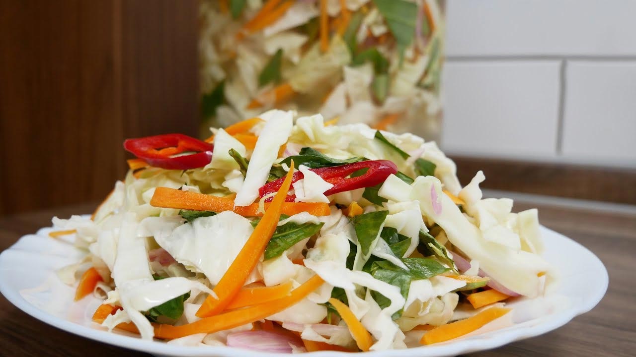 Hướng dẫn cách muối và làm kim chi bắp cải