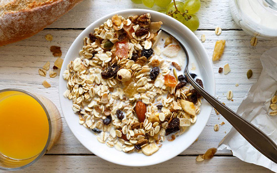 Hướng dẫn cách làm ngũ cốc Granola giảm cân