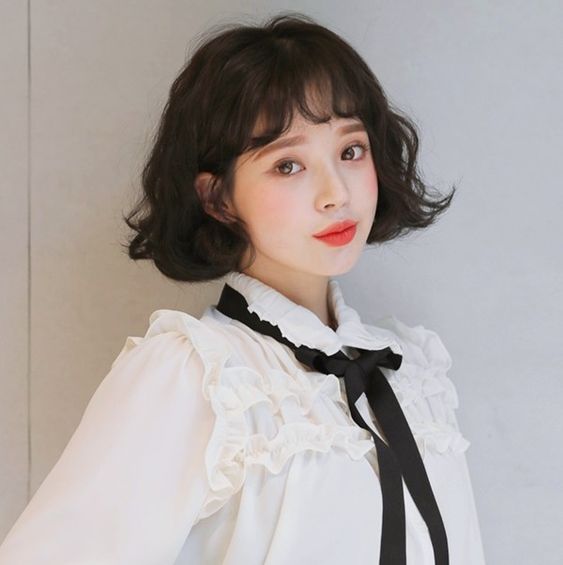 Tóc Bob uốn sóng nước dáng chữ A