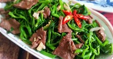 Mẹo xào rau muống xanh giòn, không bị đen & 4 Cách xào rau muống ngon như ngoài hàng