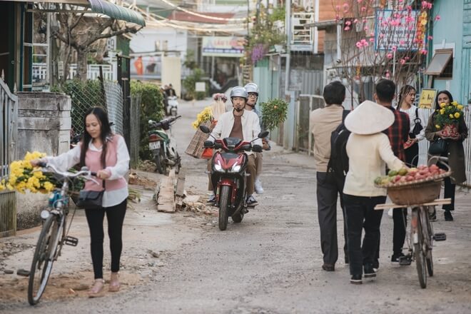 MV bài hát Đi về nhà - Đen Vâu x JustaTee