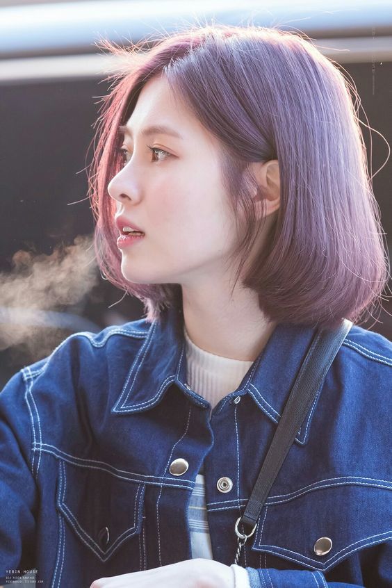 Màu nâu khói ánh tím