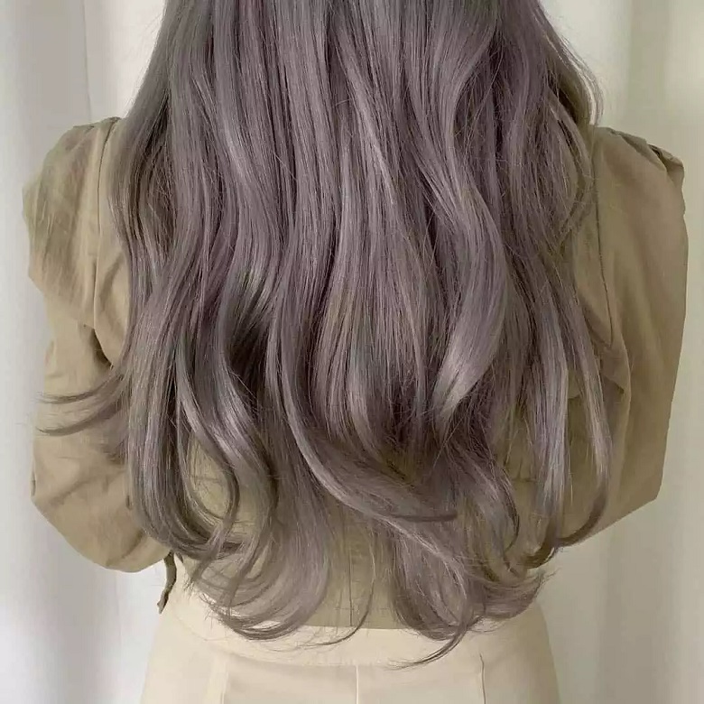 Nâu khói ánh tím