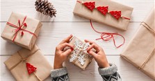Cách gói quà đẹp tặng sinh nhật, Valentine, Noel đem lại nhiều bất ngờ