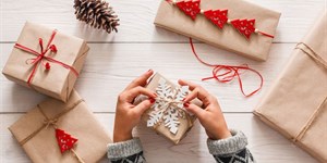 Cách gói quà đẹp tặng sinh nhật, Valentine, Noel đem lại nhiều bất ngờ