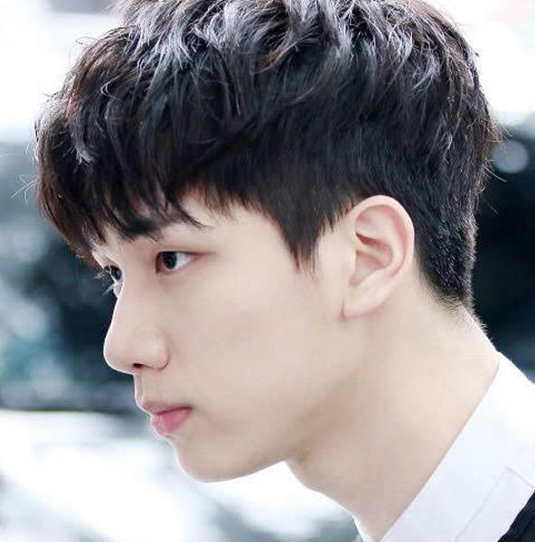 Tóc đầu nấm uốn nhẹ đẹp Tóc đầu nấm uốn nhẹ đẹp