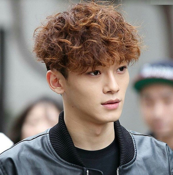 Tóc đầu nấm uốn xoăn Tóc đầu nấm uốn xoăn